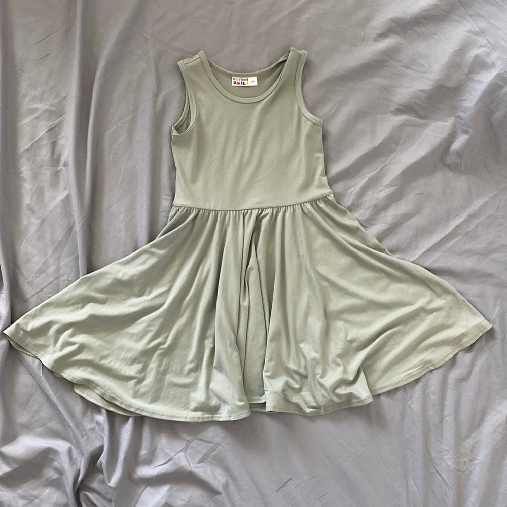 Dot Dot Smile 5/6 sage solid dress